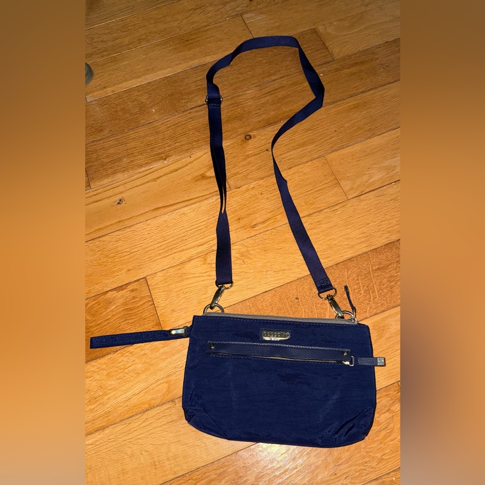 Baggallini Deep Blue Crossbody Bag